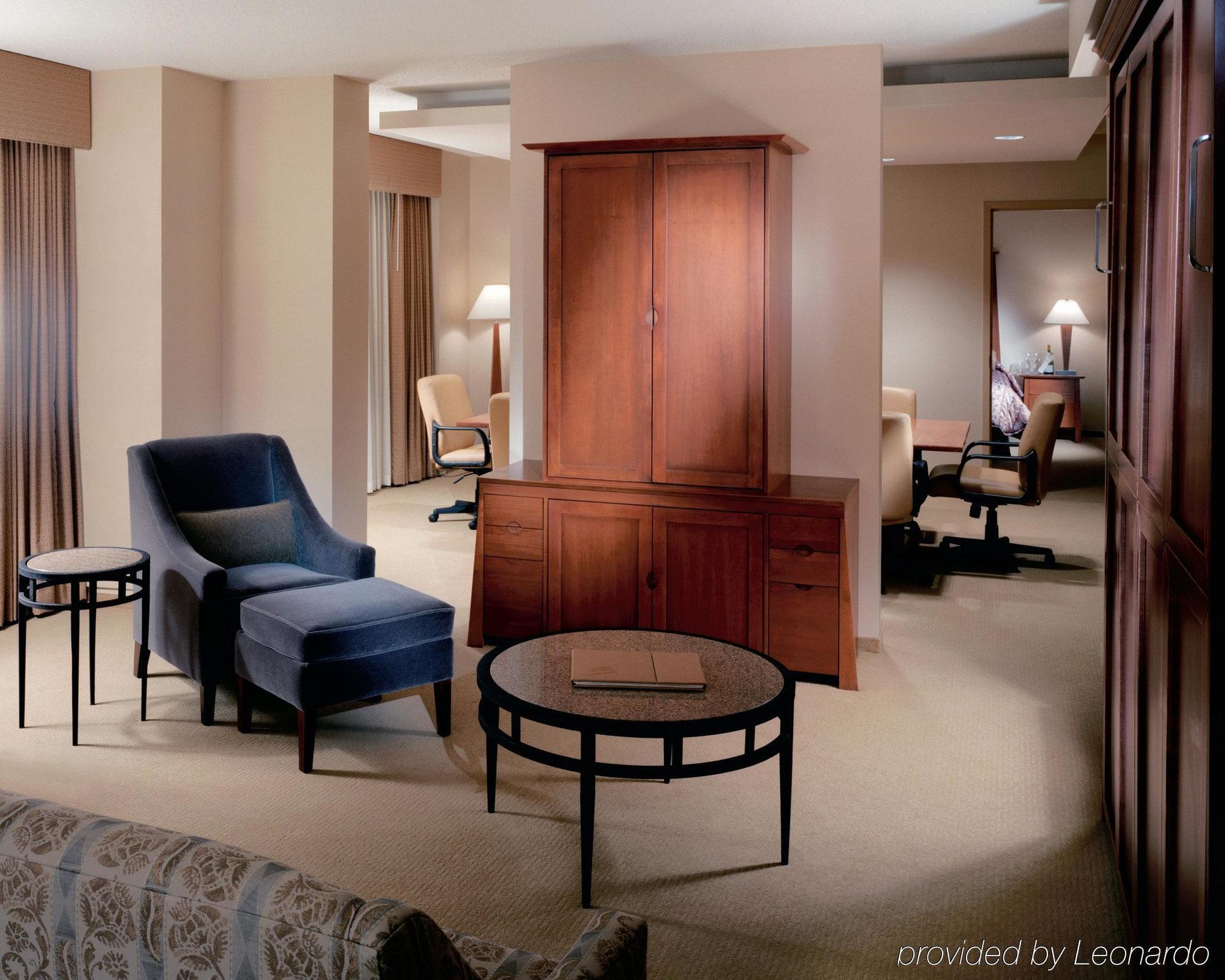 Hotel The Blackwell Columbus Interno foto